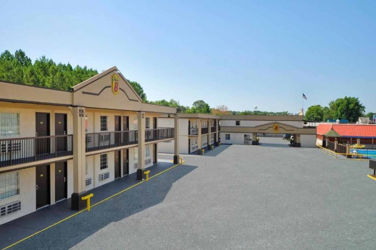Super 8 By Wyndham Monticello Ar Exterior foto